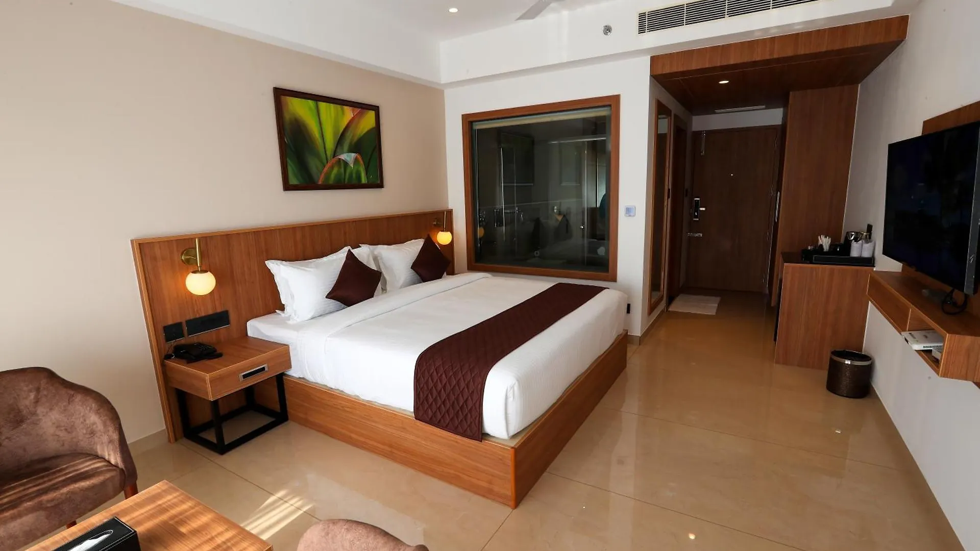 Hotel Saffron Wayanad Sultan Bathery